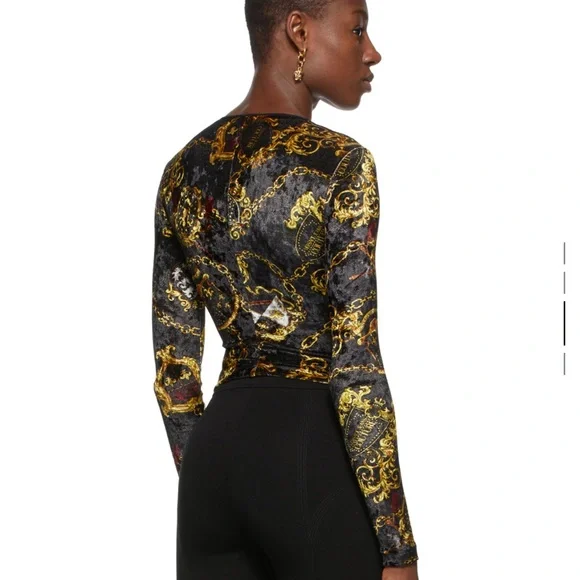 Versace jeans couture size 40 (fits like XS/S) - Picture 3 of 9